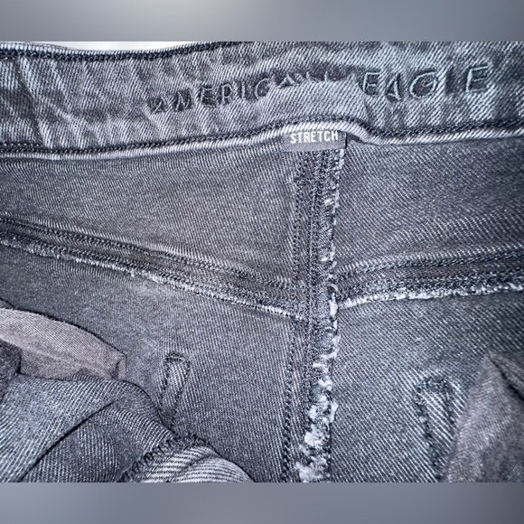 American Eagle Mom-Jean in Blk Size 8REG - Picture 6 of 13